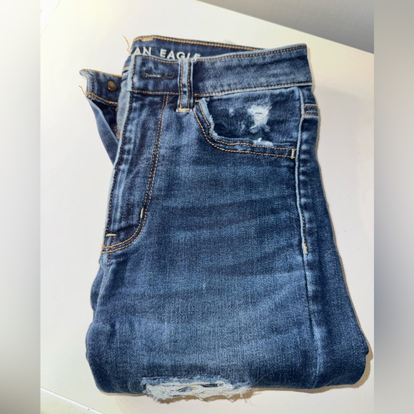 American Eagle Ripped Patch Super Hi-Rise Jegging - Size 2 Regular - Picture 2 of 6